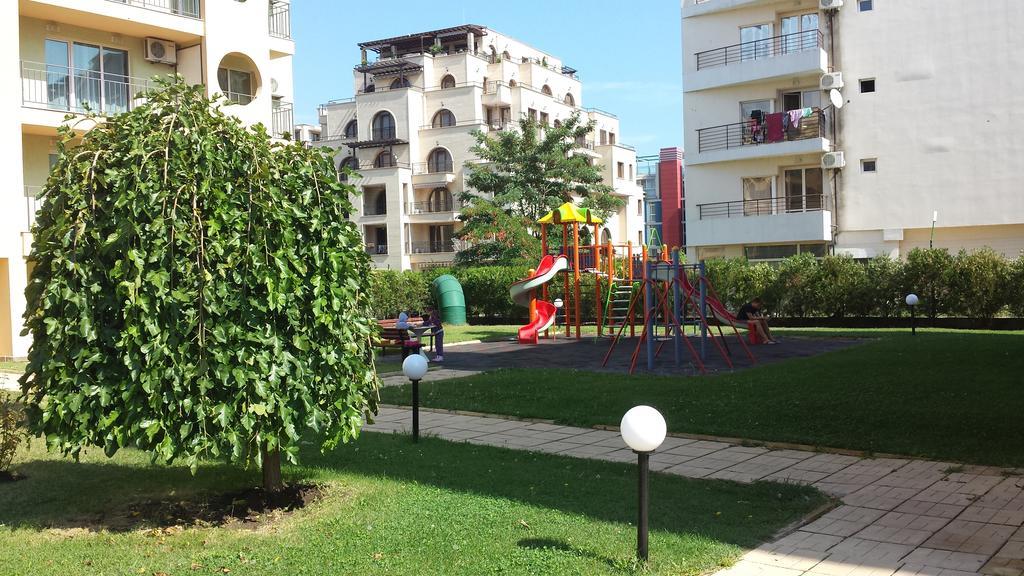 Pollo Resort Mikosta Apartments Sunny Beach Exterior foto